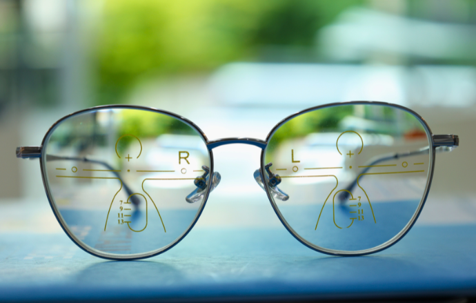Reecomb Progressive Eyeglass Lenses